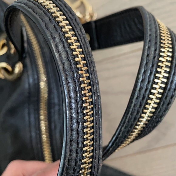 *Pending sale* Michael Kors leather handbag purse crossbody bag - Picture 17 of 17